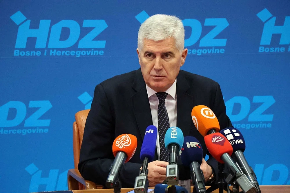 HDZ BiH tvrdi da Schmidt nije zaštitio izborni proces