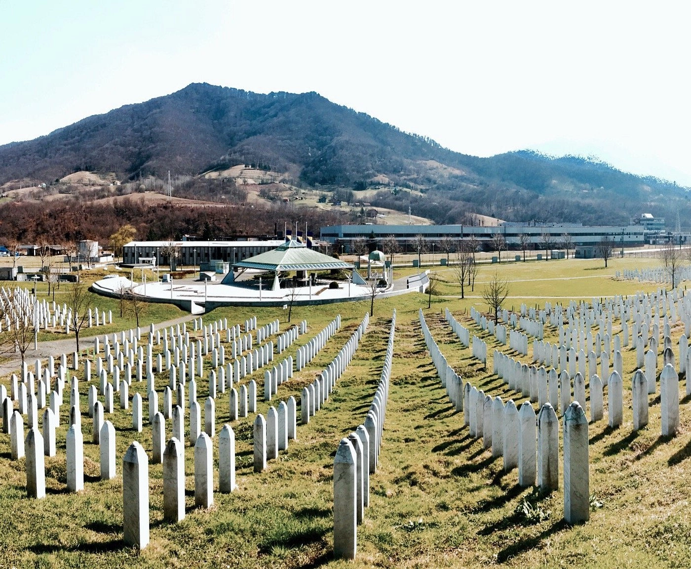 Udruženja žrtava pisali Szijjartu: "Uvrijedili ste žrtve genodica, niste dobrodošli u Srebrenicu"