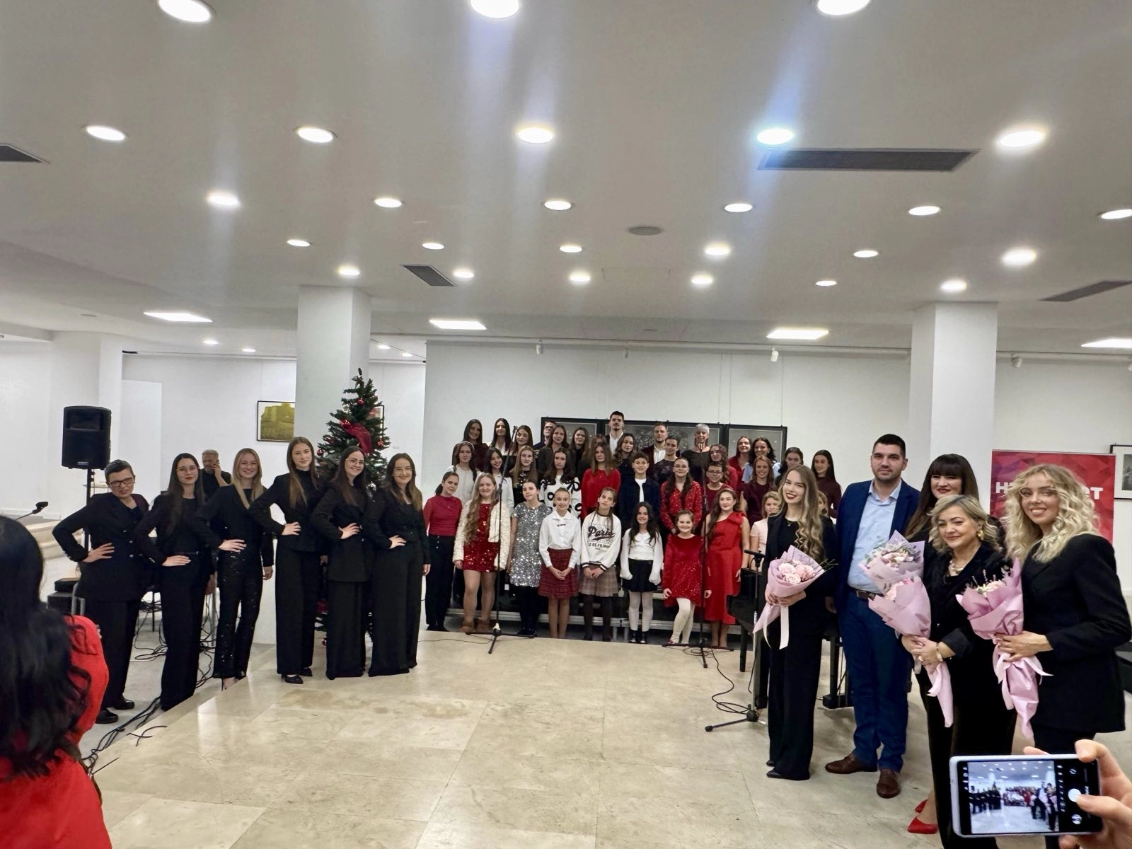 Božićni koncert Škole pjevanja Belcanto