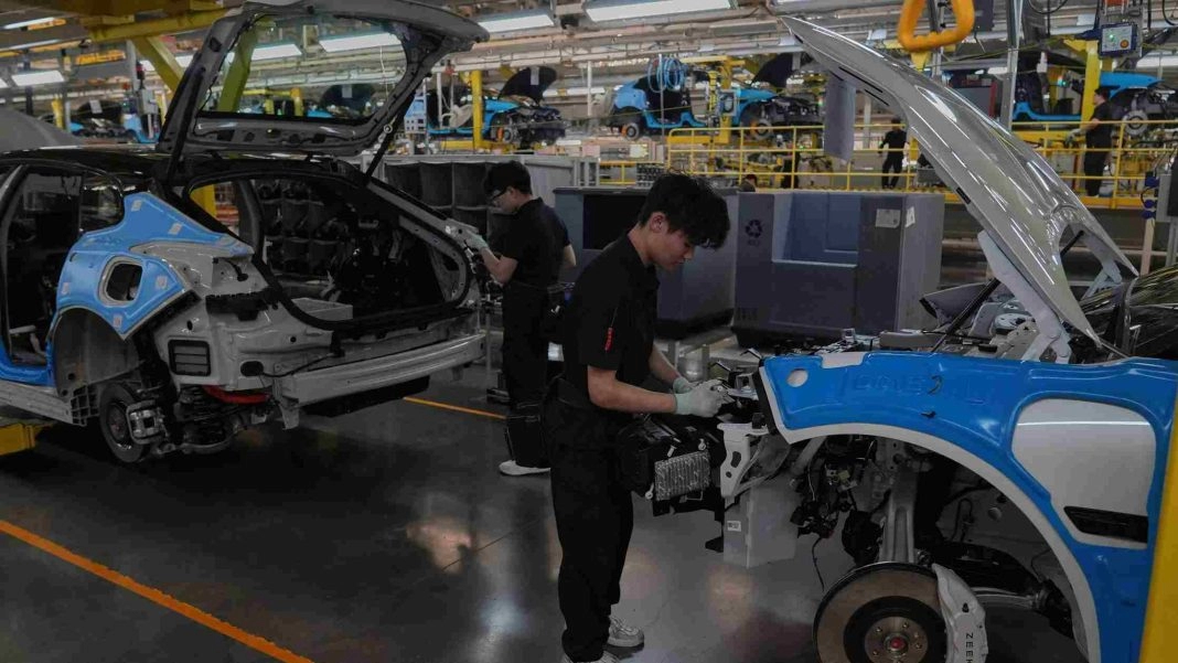 Kineski izvoz automobila ruši rekorde dok domaće tržište slabi