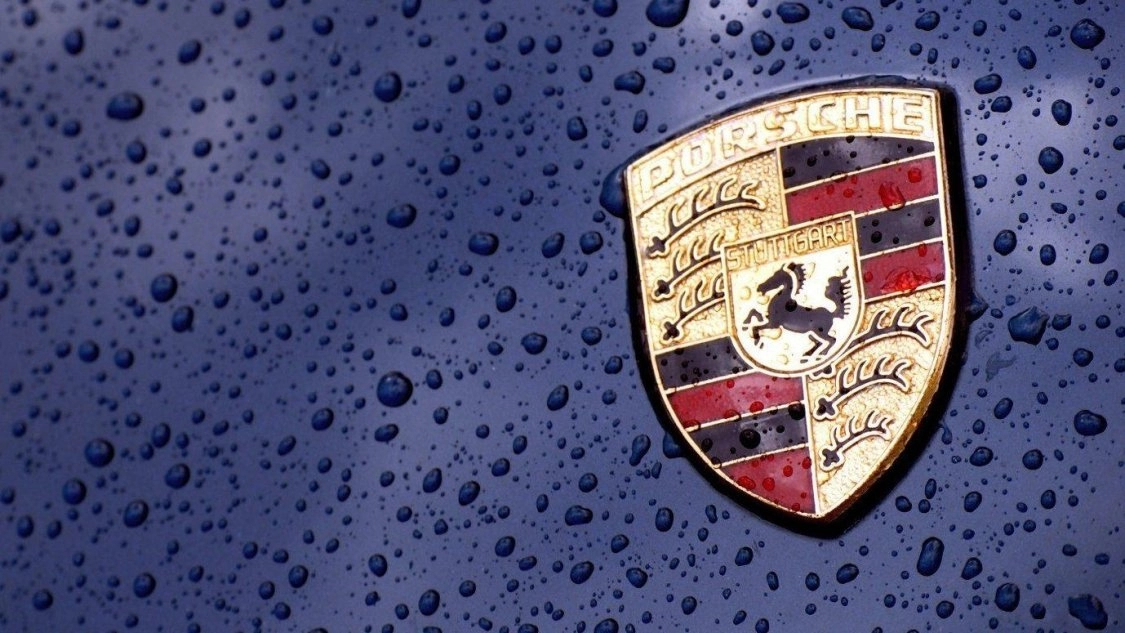 Porsche odustaje od potpuno električnog SUV-a