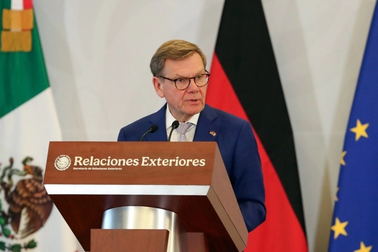 Njemački šef diplomacije pozvao Putina na pregovore o Ukrajini