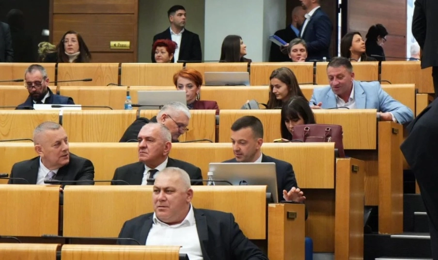 Žitelji platili izaslanike preko dva milijuna maraka za samo sedam sjednica ove godine