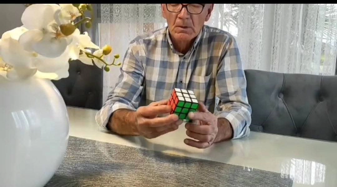 Krešo Vujević osmislio verziju Rubikove kocke, dobio poziv na 'Rast YU', a onda je uslijedio šok!