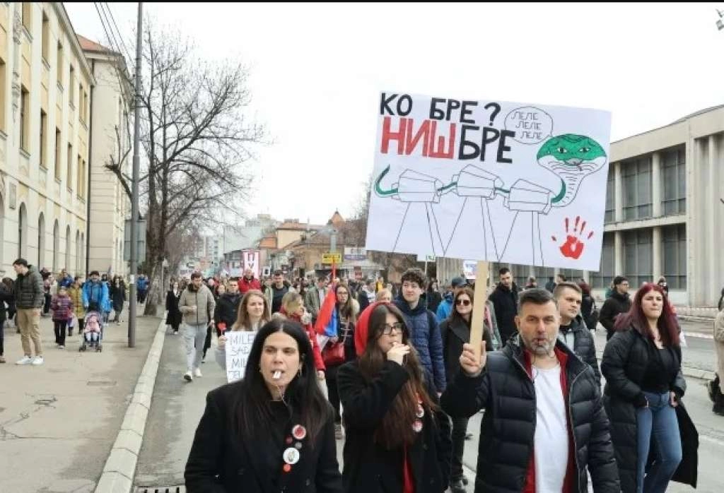 Sukob policije i studenata u Novome Sadu