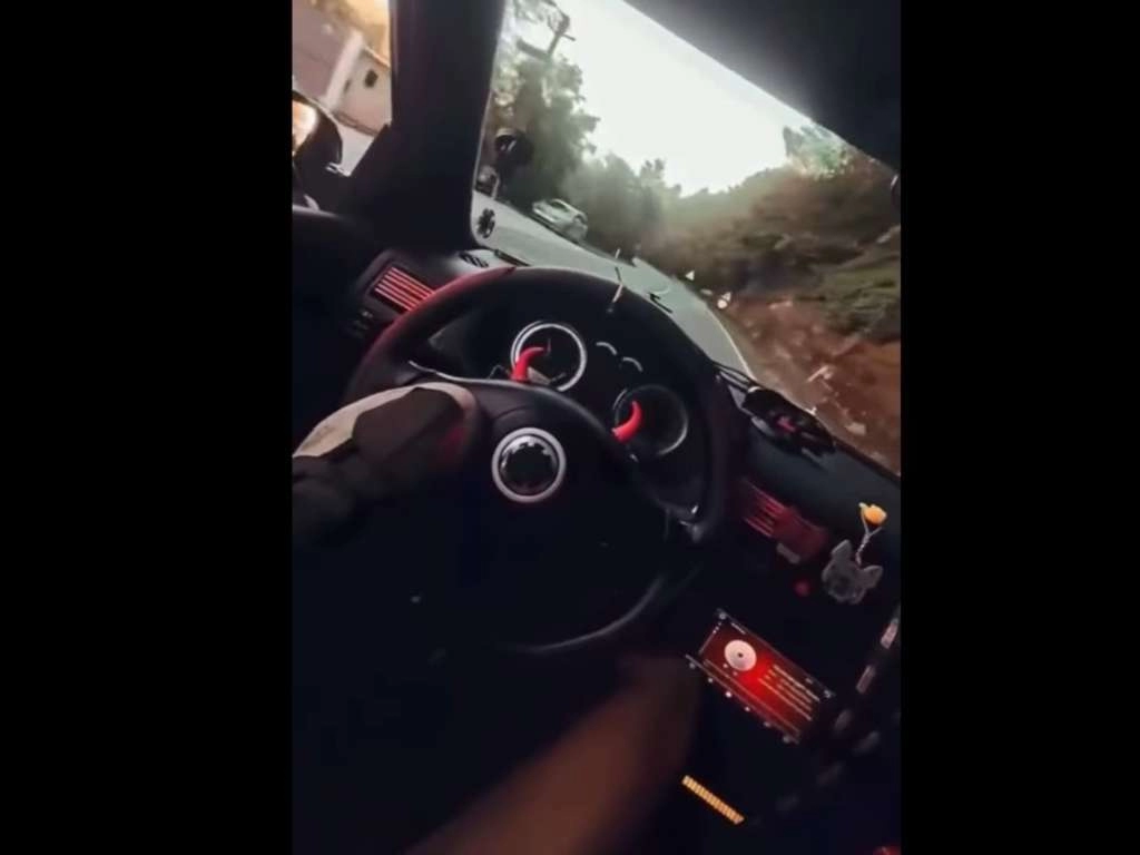 Uhićen Konjičanin koji je nogom upravljavo automobilom