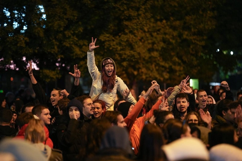 Vučićev pad slavili i u Banjoj Luci