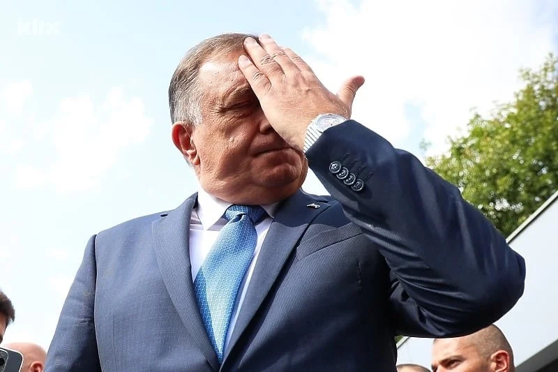 Dodik: Neću podnijeti ostavku pod pritiskom niti ću napustiti RS | Dnevni.ba