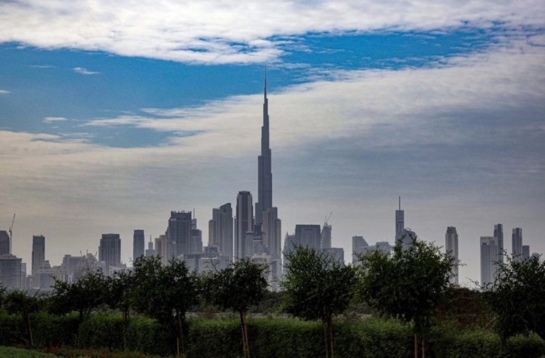 Rat brutalno pogađa Dubai. "Imamo novca da preživimo mjesec ili dva. A što onda?"