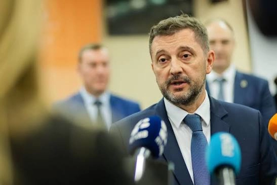 Nezadovoljstvo bilo kojom sudskom odlukom zakonski se izražava isključivo kroz žalbeni postupak, a ne neargumentiranim izjavama