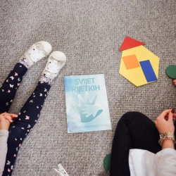 Institucije šute dok djeca oboljela od Dišena nepovratno gube mišiće