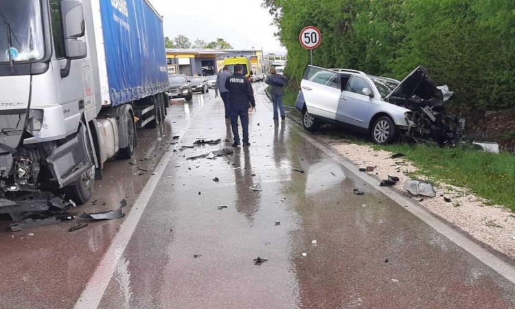 SKLIZAK KOLNIK: Četiri ozlijeđene osobe   odvezene u SKB Mostar
