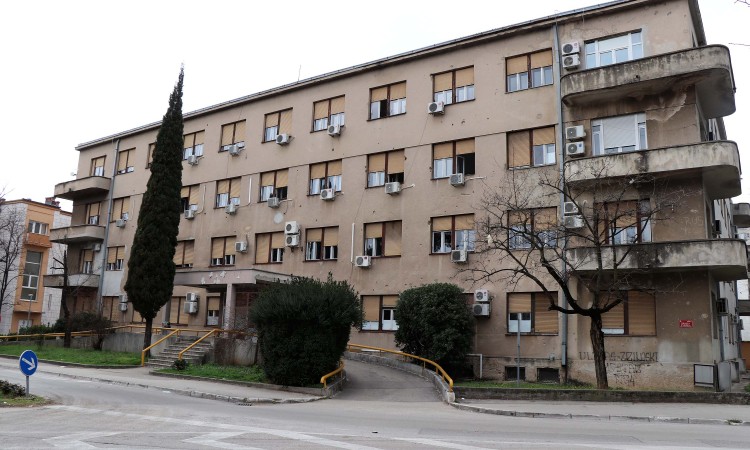 SKB Mostar: Od posljedica koronavirusa preminulo deset pacijenata