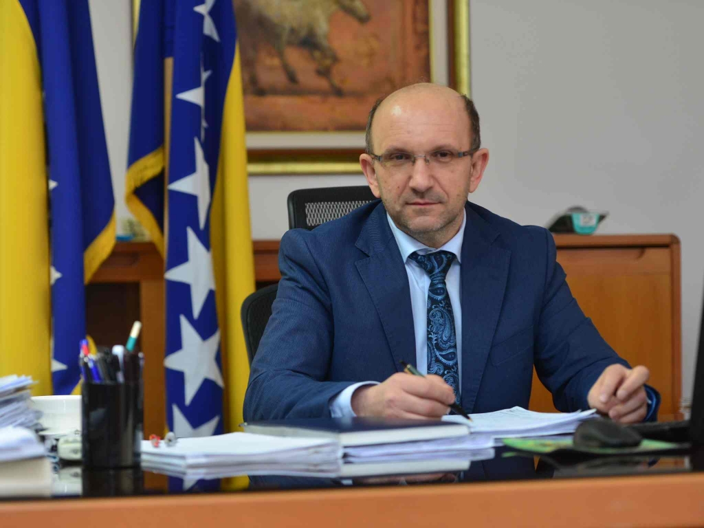 Isović ostaje na čelu Porezne uprave FBiH, Kahriman u BH Telecomu