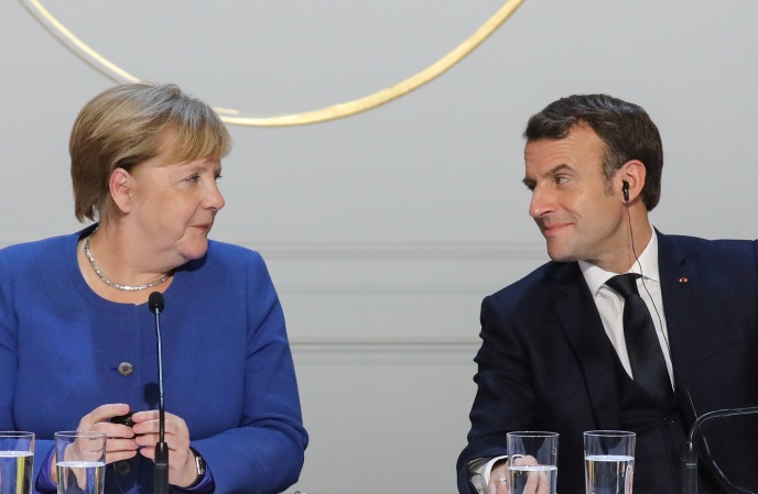 Macron i Merkel za zajednički europski odgovor na Covid-19