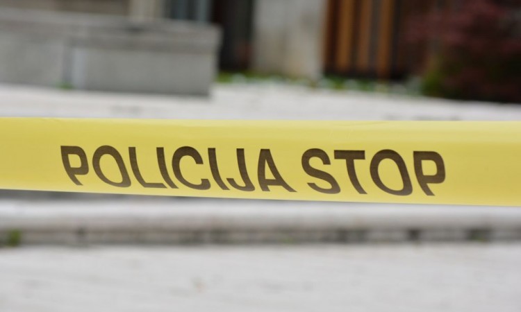 Teška nesreća u Sarajevu: Vozilo se samo pokrenulo i usmrtilo muškarca