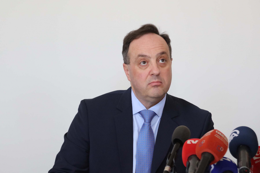 Debevec će tužiti Dodika zbog uvreda