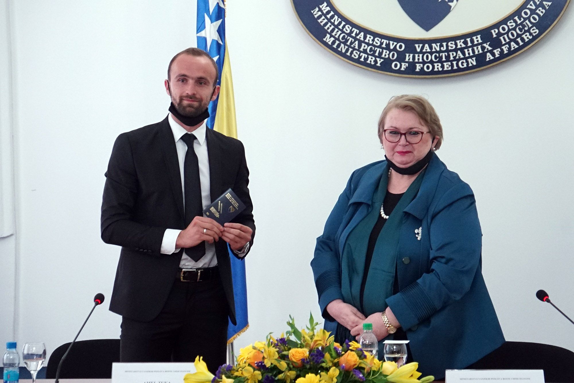 Ministrica vanjskih poslova BiH: Uništavanje zastave EU je vandalski čin
