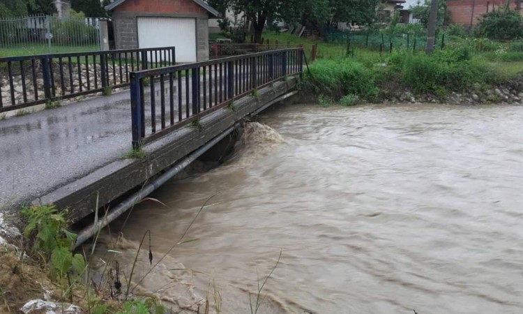 Stanje prirodne nesreće proglašeno na području Tuzle