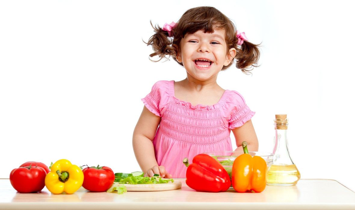 Znate li kako naučiti djecu da vole voće i povrće?