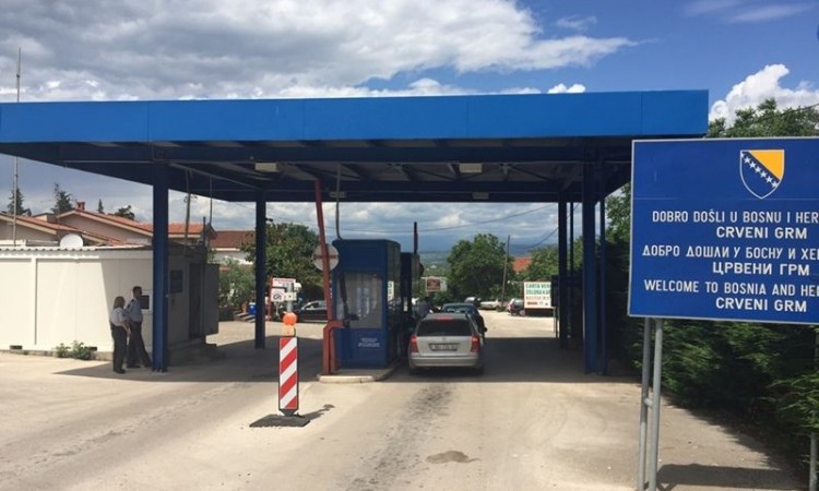 Hrvatska produžila zabranu prelaska preko granice