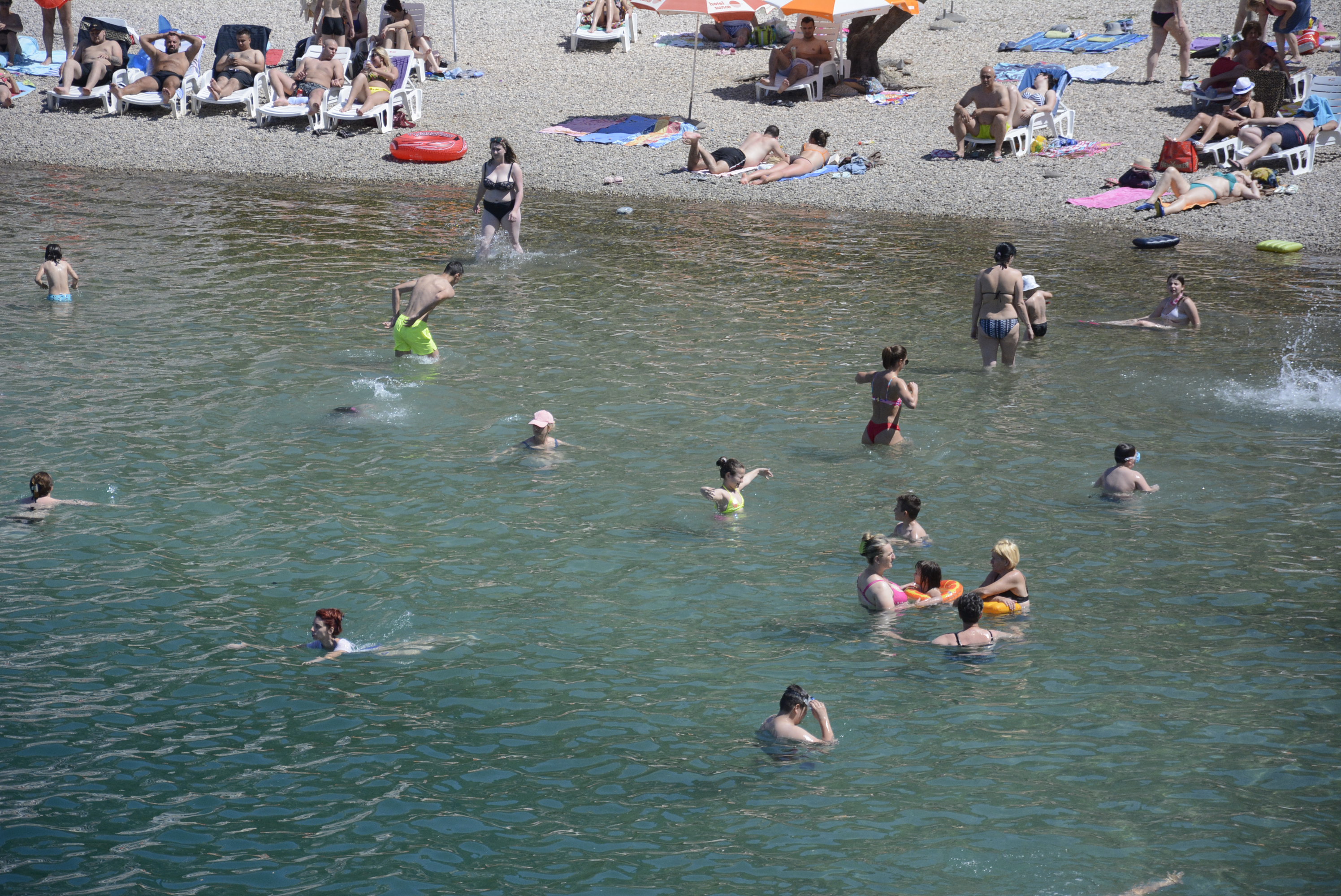 TRAGEDIJA U NEUMU: Dječak preminuo na plaži