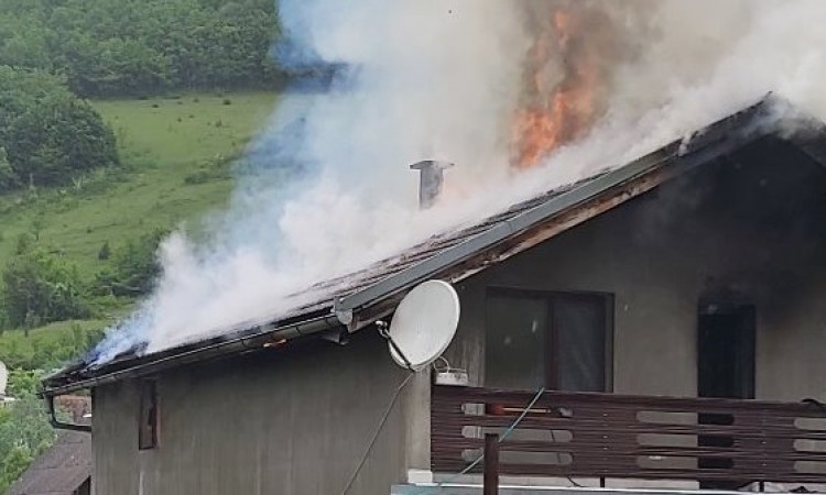 Požar na kući u Kordićima kod Bugojna