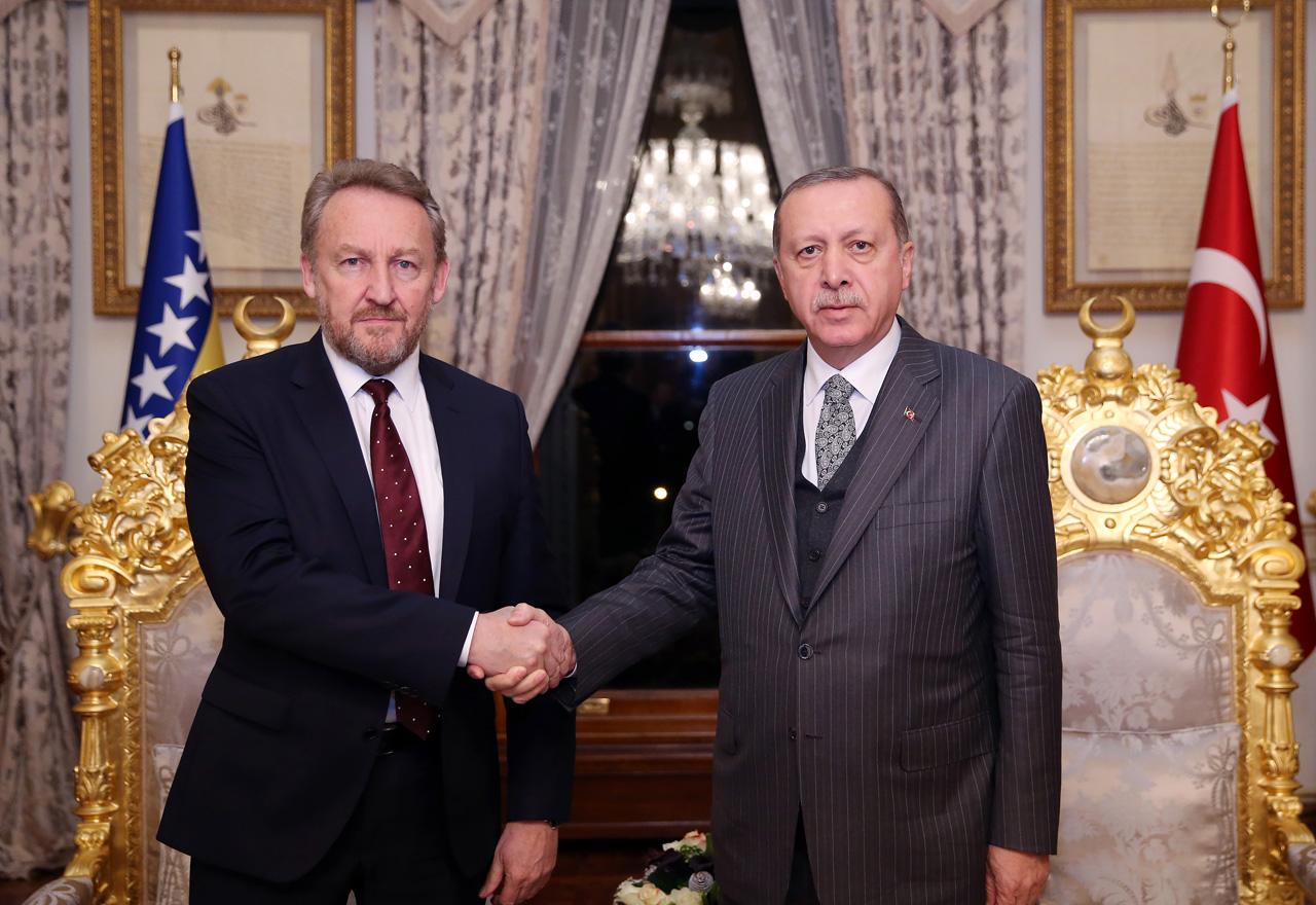 Izetbegović i SDA godinama slijede 'sultana' Erdogana, put prema EU nije nikada bio prioritet