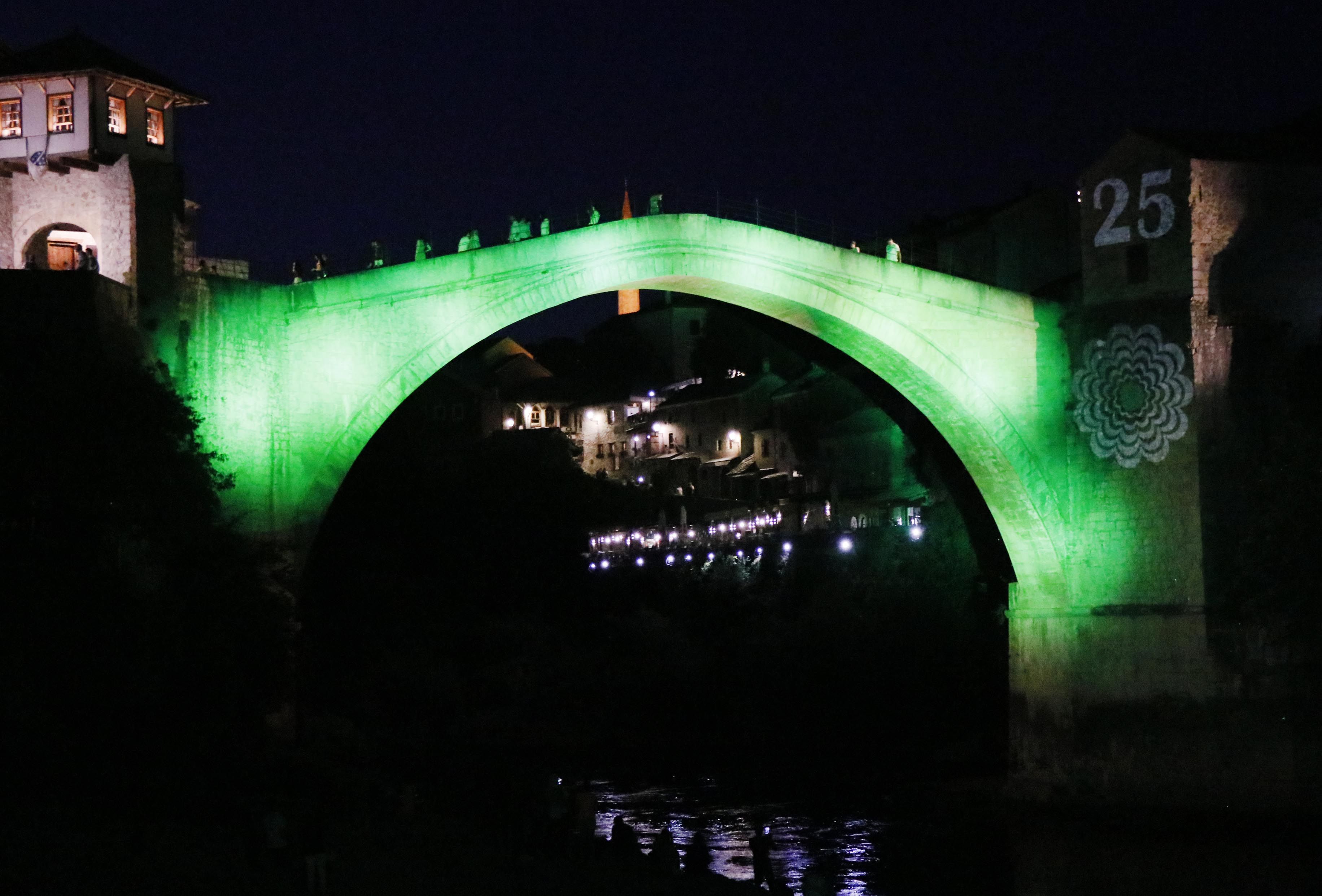 Stari most u znaku Cvijeta Srebrenice