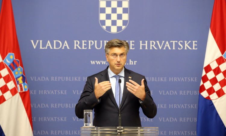 Plenković izjavu Ane Brnabić o Srebrenici nazvao promašenom