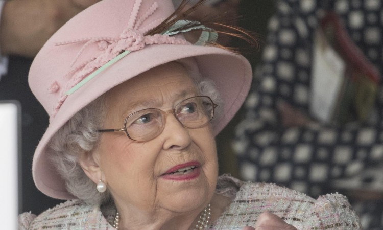 Australija objavila tajna pisma britanskoj kraljici o smjeni premijera