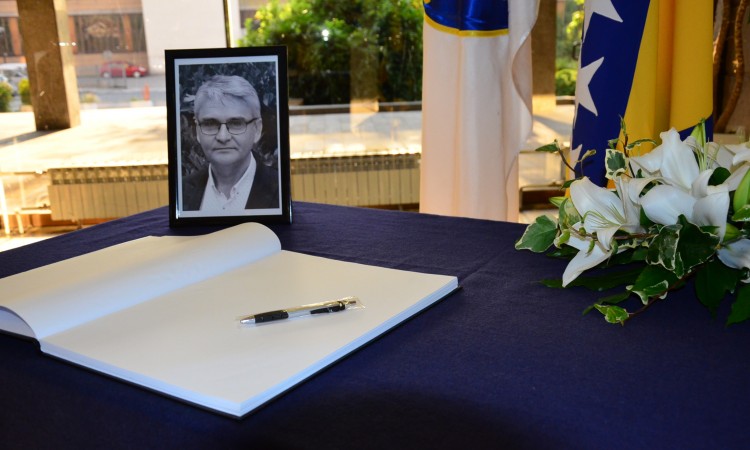 Otvorena knjiga žalosti za ministra Bukvarevića, poznat datum ukopa