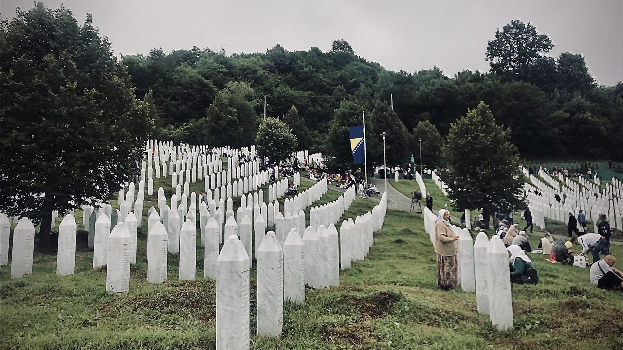 Majke Srebrenice i Žepe pisali Agiusu zbog izjava Dačića o masovnim grobnicama