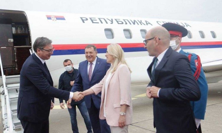 Vučić doputovao u Banju Luku