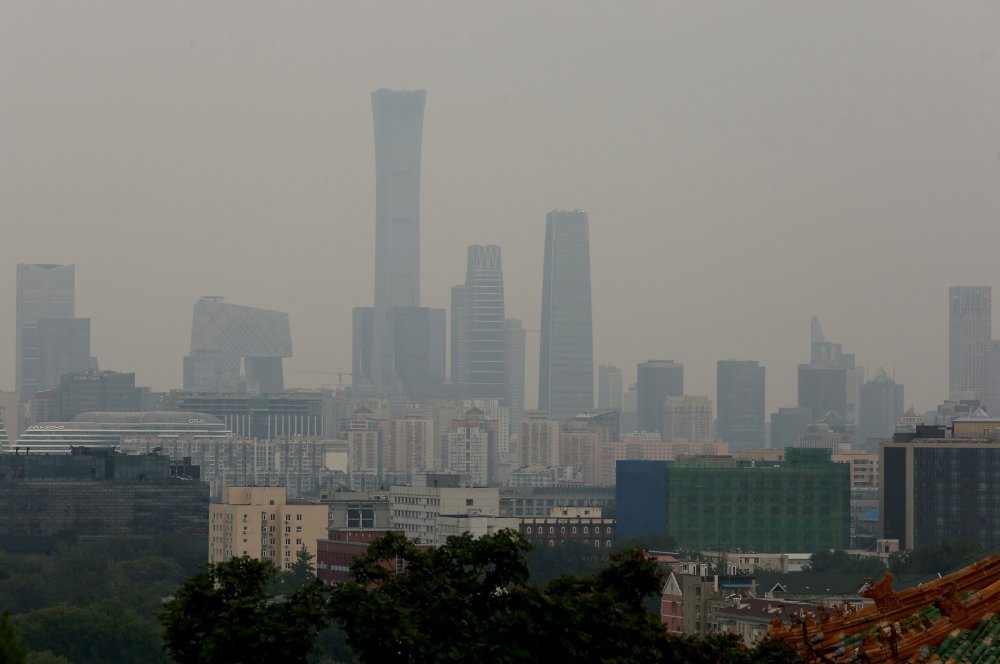 Smog prouzročio 49.000 smrti u Pekingu i Šangaju 2020.