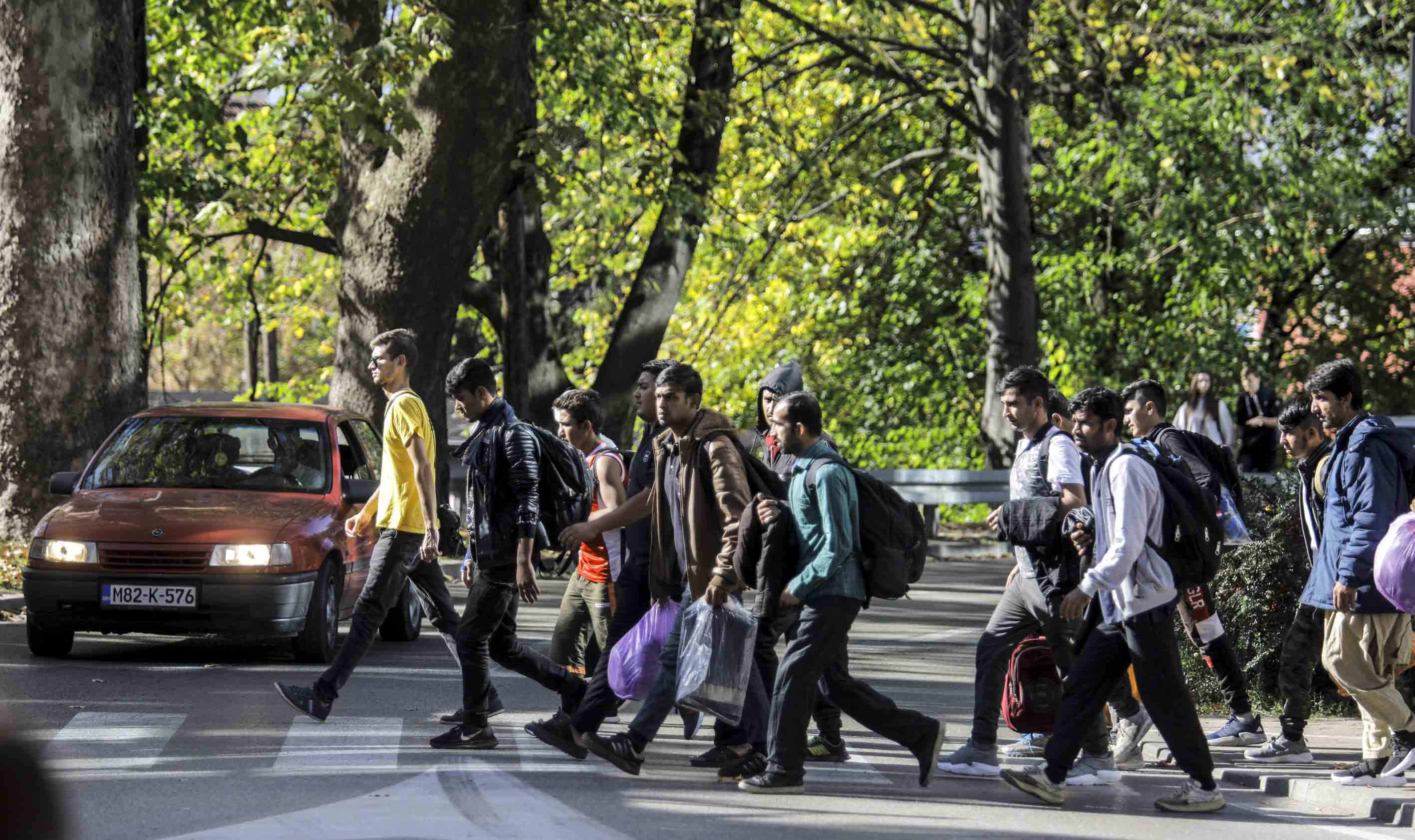 Migrantima u USK zabranjeni prijevoz i okupljanja