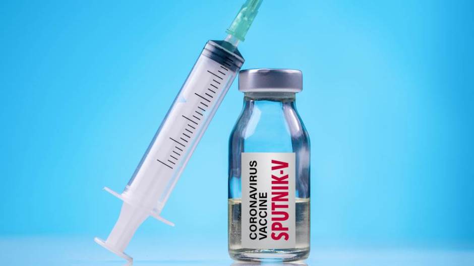 Rusi započeli vakcinaciju protiv Covida-19