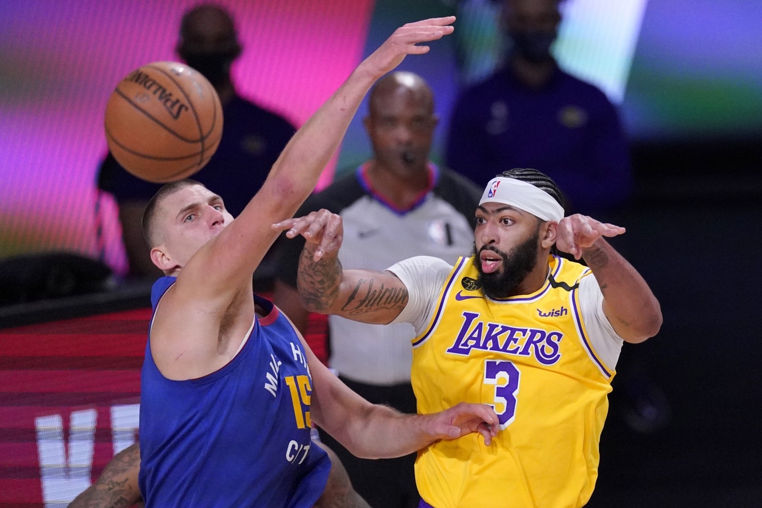 NBA: Davis vodio Lakerse do 1:0 protiv Nuggetsa