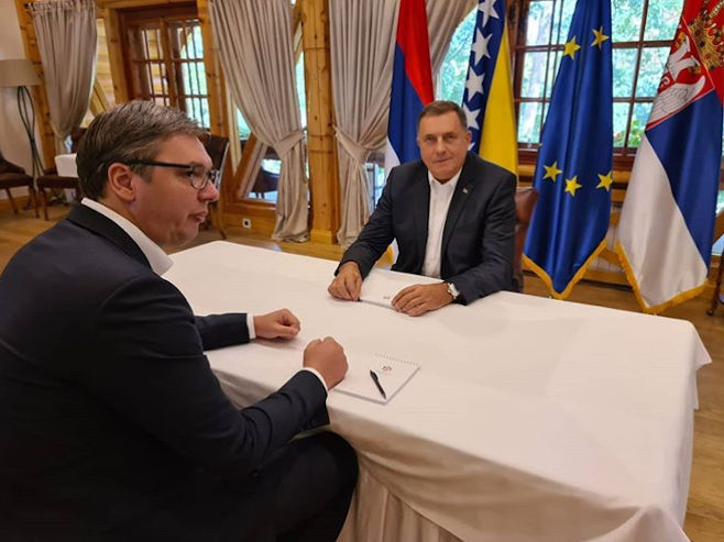 U Beogradu razgovarali Vučić i Dodik: Dobro što će se pitanje priznanja Kosova naći pred Predsjedništvom BiH