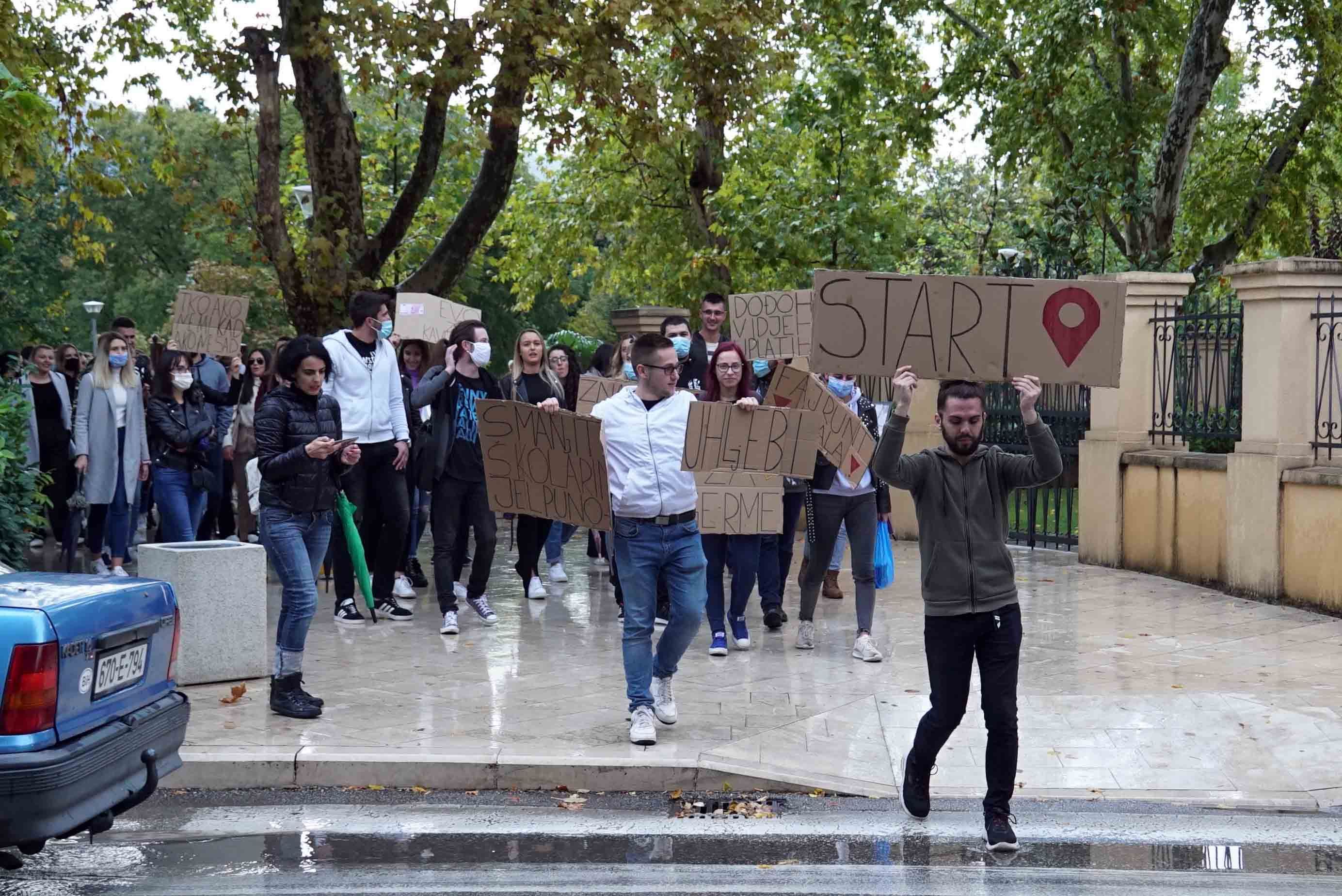 Za 10 dana novi prosvjed studenata u Mostaru, vodstvo Sveučilišta šuti (FOTO)