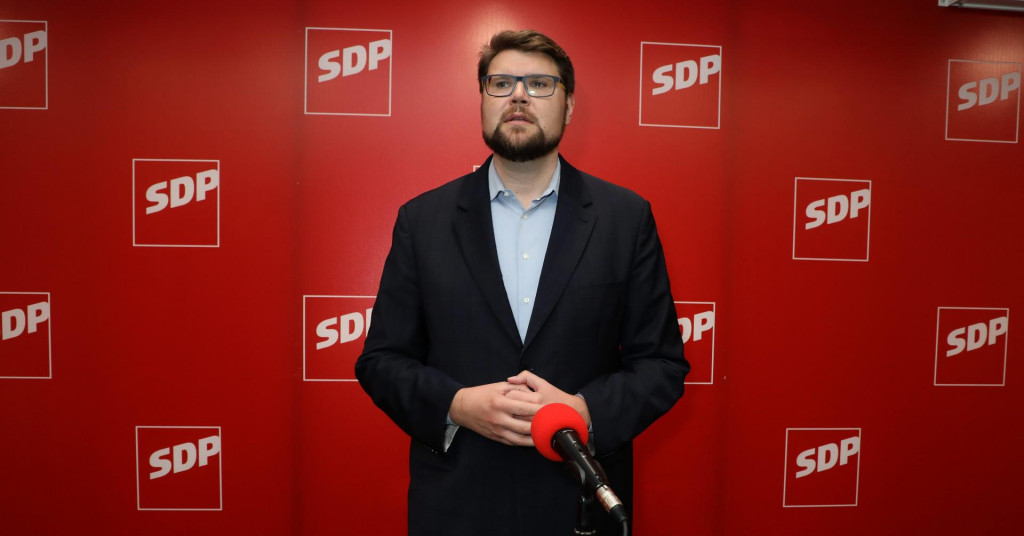 Peđa Grbin novi je predsjednik SDP-a: U drugom krugu uvjerljivo je pobijedio Kolara