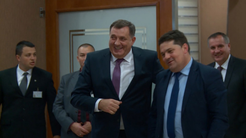 Stevandićevoj stranci zabranjen nastup na izborima, Dodik prijeti bojkotom!