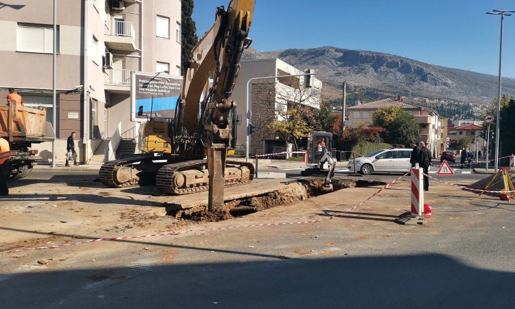 MOSTAR: U tijeku radovi na Bulevaru