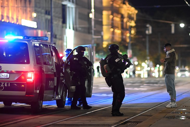 Dramatično u Austriji: Nakon policijskog sata stiglo i novo pravilo za trgovine
