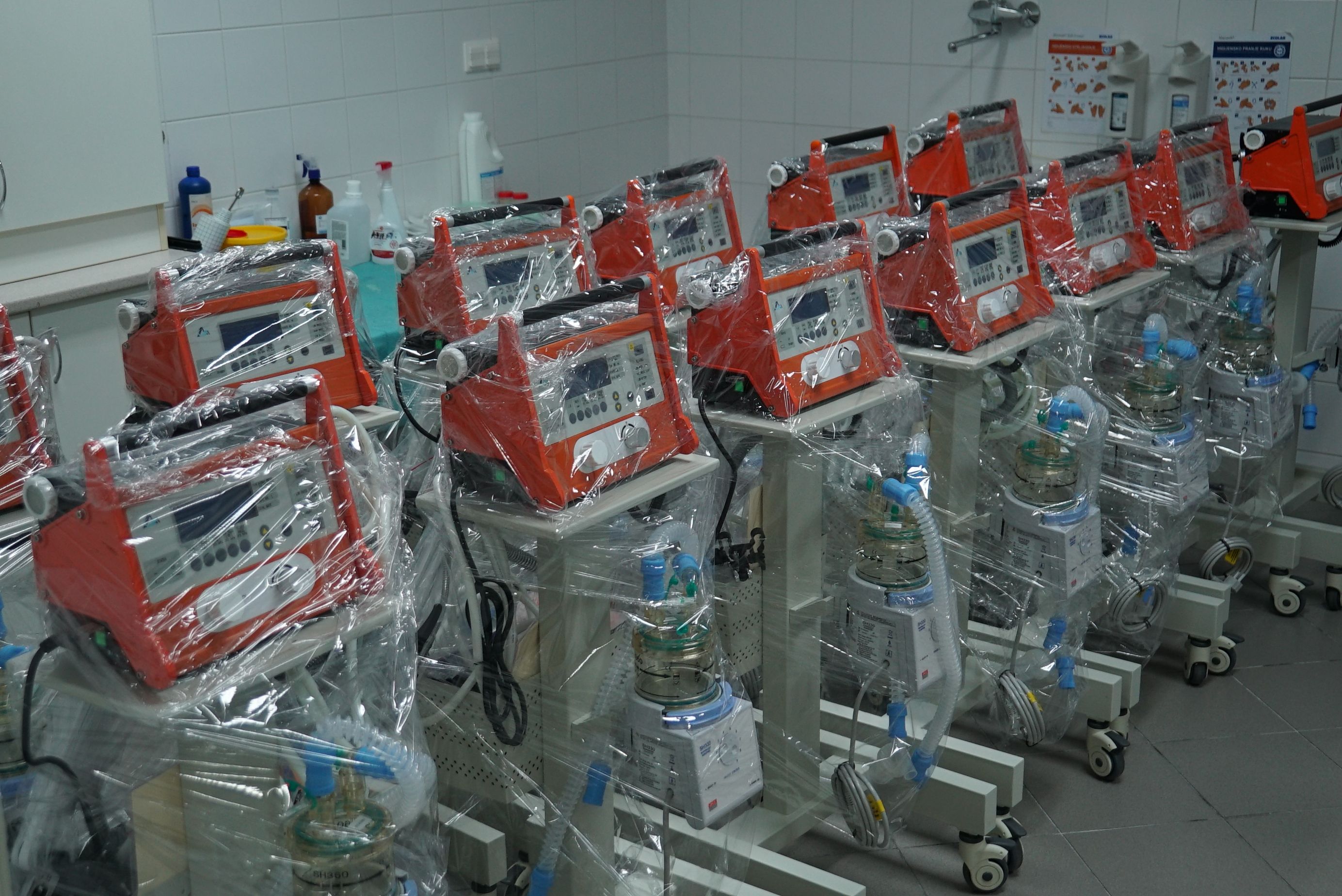 Europska unija uručila medicinsku zaštitnu opremu sarajevskim bolnicama