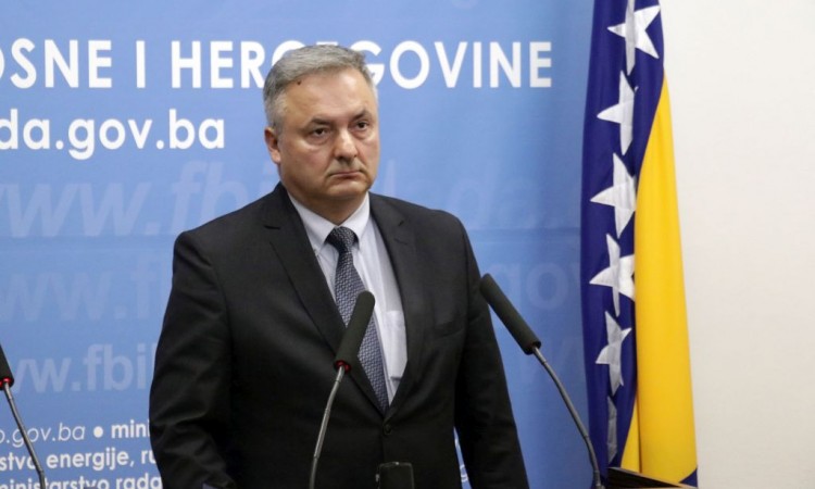 Ministar Vujanović pozitivan na koronavirus