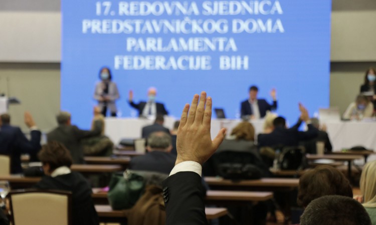 Prihvaćen Prijedlog budžeta FBiH za 2021.