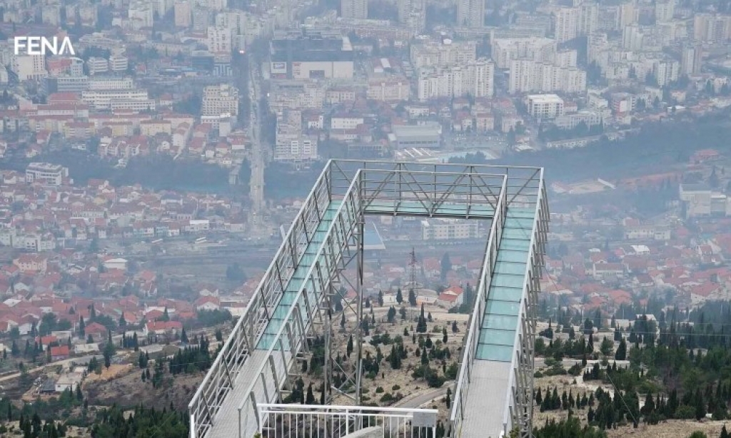 Staklena šetnica na Fortici nova turistička atrakcija Mostara