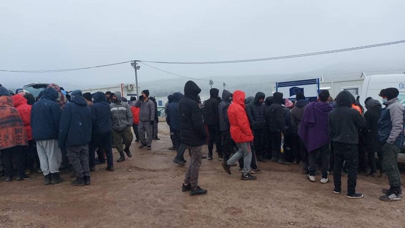 MIGRANTSKA KRIZA: Ljudi u kampu na Lipi i dalje na otvorenom