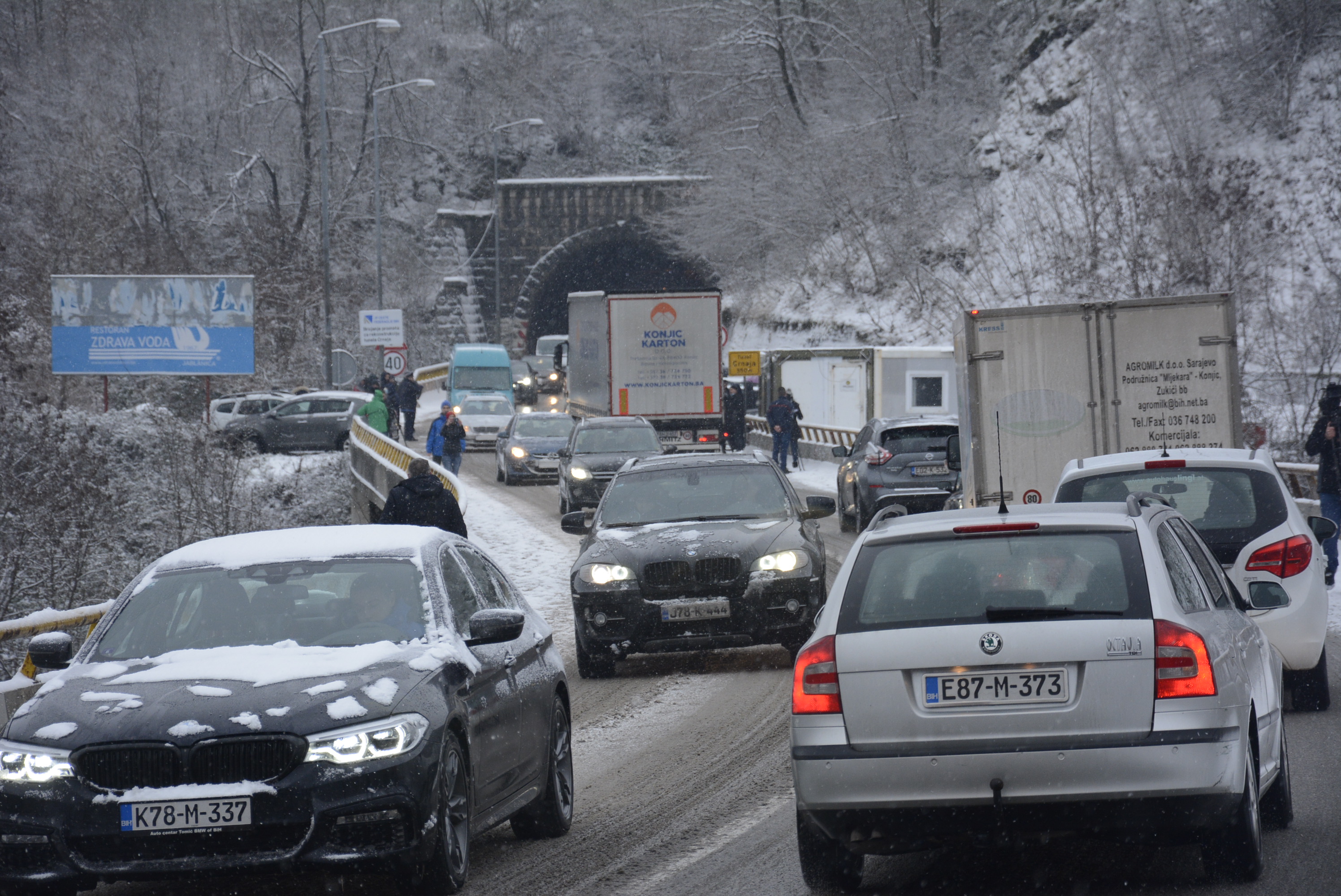 Vozači zadovoljni, zadržavanja pred tunelom Crnaja nisu duža od 10 minuta